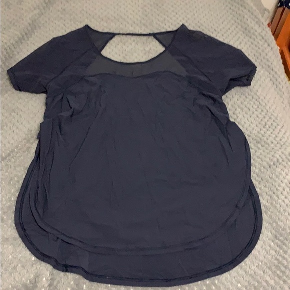 Lululemon mesh top - Picture 1 of 3